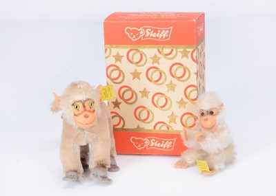 Lot 262 - Two Steiff post-war  wild animals