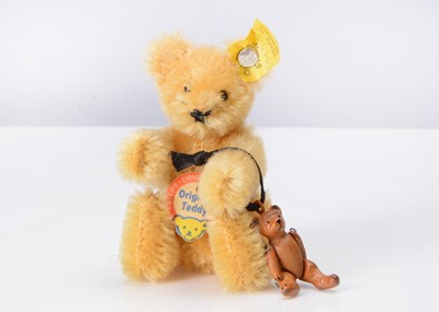 Lot 264 - A Steiff Original miniature yellow tag teddy bear