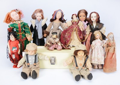 Lot 290 - Various dolls