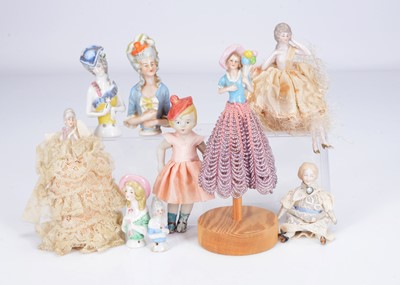 Lot 296 - Seven half  or pin dolls