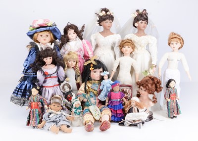 Lot 312 - Artist and collectors porcelain dolls