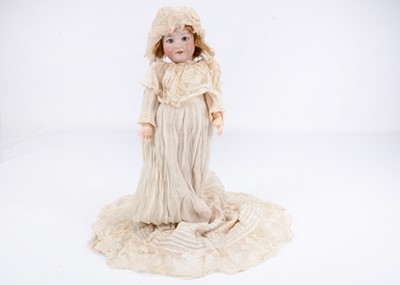 Lot 368 - An SFBJ 301  child doll