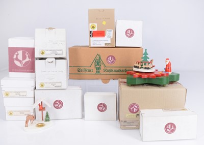 Lot 387 - A selection of boxed Christmas ornaments