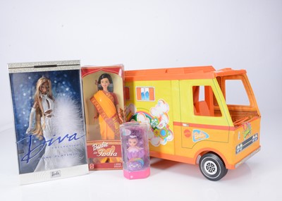 Lot 484 - A Mattel Barbie Gone Platinum Diva Collection doll