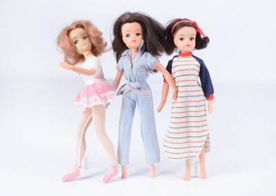 Lot 574 - Three Pedigree Active/ Ballerina Sindy dolls