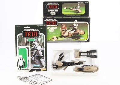 Lot 468 - Vintage Star Wars Biker Scout Action Figure & Speeder Bike