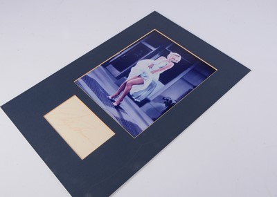 Lot 470 - Marilyn Monroe / Signature