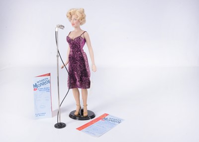 Lot 473 - Marilyn Monroe / Franklin Mint Doll