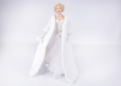 Lot 481 - Marilyn Monroe / Franklin Mint Doll