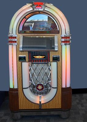 Lot 529 - ROCK-OLA CD Juke Box