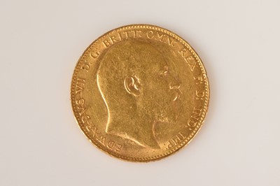 Lot 73 - An Edward VII full gold sovereign