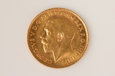 Lot 77 - A George V half gold sovereign