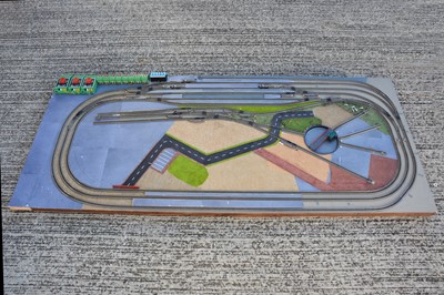 Lot 17 - N gauge layout on a wooden baseboard (1)