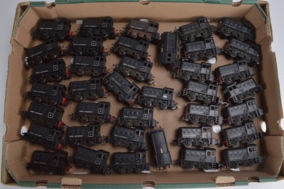 Lot 32 - Tri-ang Dock Authority Diesel shunters (38)