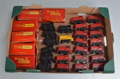Lot 33 - Tri-ang Dock Authority Diesel shunters  (25)
