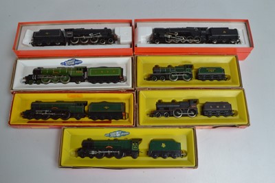 Lot 105 - Hornby  Steam Locomotives and tenders  in original boxes 00 gauge (7)