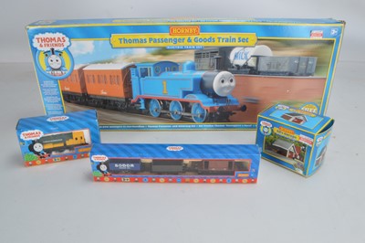 Lot 122 - Hornby 00 gauge Thomas and Friends train set with extra items all in original boxes (4)