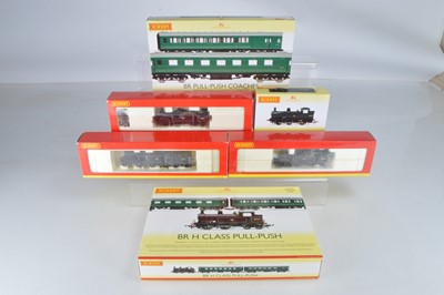 Lot 136 - Hornby (China) boxed 00 Gauge BR black Class 4P  Stanier J50 and  M7 Tank Locomotives and Push-Pull Coach sets (6)