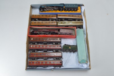 Lot 207 - Hornby-Dublo 00 Gauge 3-Rail LMS and LNER Locomotives and Coaches (12)