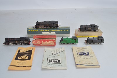 Lot 225 - Hornby-Dublo and Wrenn 00 Gauge boxed and unboxed 2-Rail BR Steam Tank Locomotives (5)