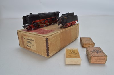 Lot 236 - Uncommon Trix Express HO Gauge 20/57 Pre-War black 4-6-2 20 057 Steam Locomotive and Tender