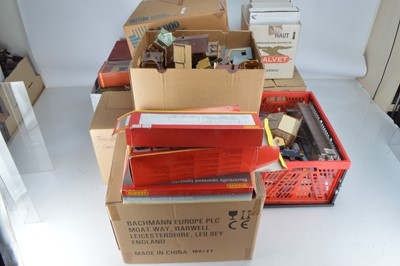 Lot 329 - Hornby Tri-ang Peco and many other items of Buildings and scenic accessories 00 and H0 gauge (qty in 10 boxes)