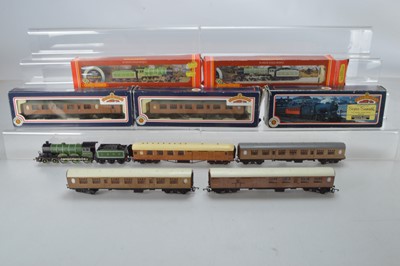 Lot 409 - Hornby  Bachmann Steam Locomotives and coaches (10)