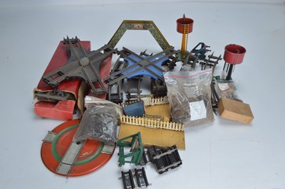 Lot 486 - Hornby O Gauge track and accessories  (approx. 44 items)