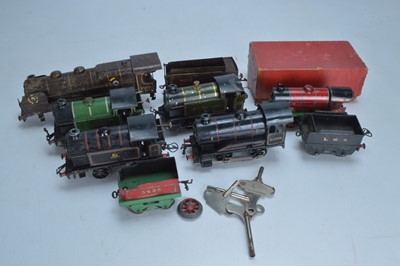 Lot 490 - A qty of Hornby Clockwork and electric Locomotives for spares or repair and one box (7)