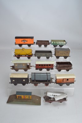 Lot 539 - Bing, Hornby, Karl Bub and other O gauge and gauge 1 rolling stock and station building,  (14)