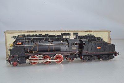 Lot 567 - PAYA O Gauge 'Santa Fe' No 1101 2-6-2 Locomotive and Tender in original box