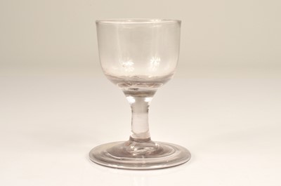 Lot 21 - An 18th century small drinking glass