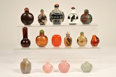 Lot 42 - Fifteen Chinese snuff bottles