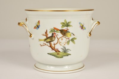 Lot 77 - A modern Herend porcelain plant pot