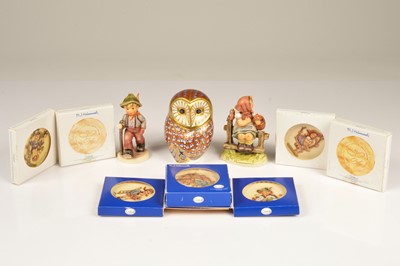 Lot 87 - A Royal Crown Derby Barn Owl Paperweight