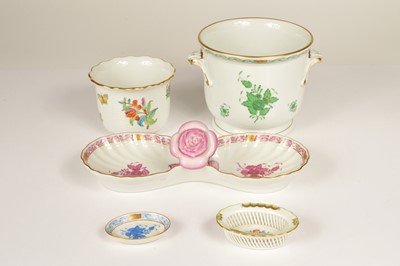 Lot 93 - Five pieces of Herend Porcelain