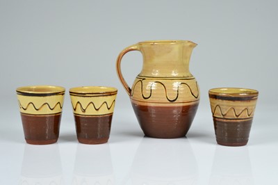 Lot 225 - Winchcombe Pottery