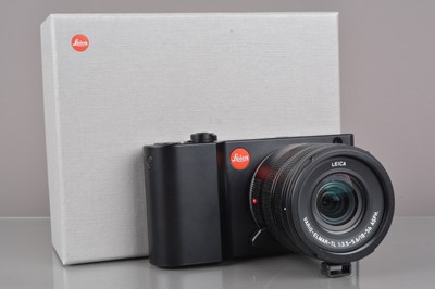 Lot 134 - A Leica TL2 Digital Camera