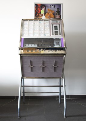 Lot 606 - Rock-Ola Jukebox
