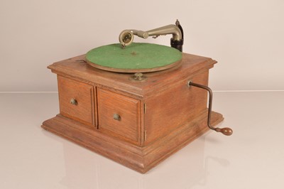 Lot 20 - Hornless gramophone