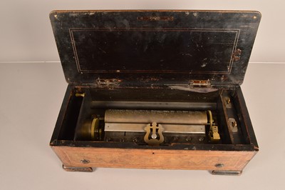 Lot 39 - Musical Box
