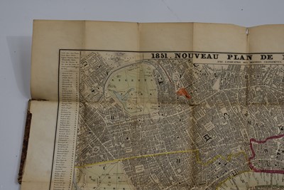 Lot 90 - French - Guide to London