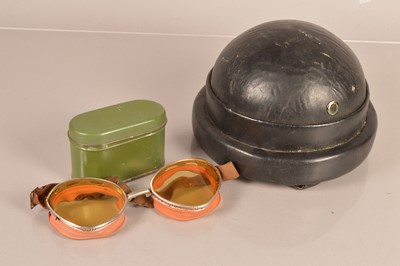 Lot 256 - A 1950s Carabinieri Polizia helmet