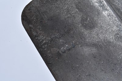 Lot 400 - A WWI period entrenching tool