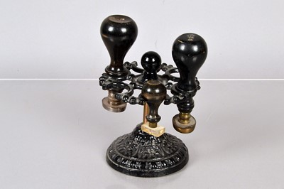 Lot 423 - A Desk Seal Stamp set