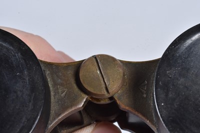 Lot 437 - A pair of Commando/Airborne Forces binoculars