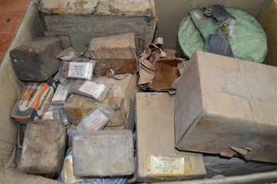 Lot 480 - A collection of Unopened items