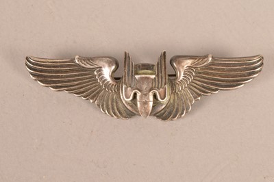 Lot 578 - A sterling silver United States Air Force Aerial Gunner's badge