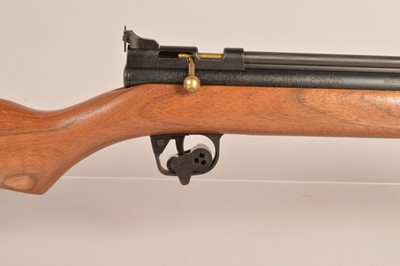 Lot 911 - A Crossman 2260 .22 Single Shot air rifle