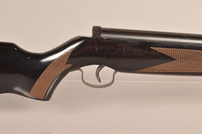 Lot 918 - An SMK B2 .22 Break Barrel rifle